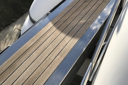 Sunseeker Predator 80