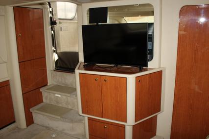 Sea Ray 380 Aft Cabin