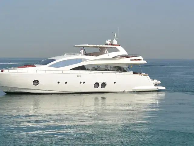 Aicon 85 Fly Motor Yacht