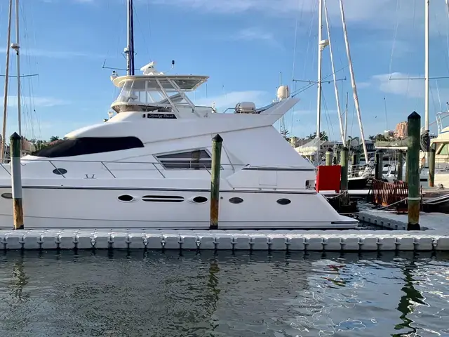 Johnson Pilothouse Motor Yacht