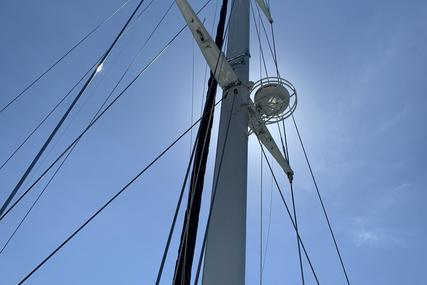 Palmer Johnson Custom 87ft Sail