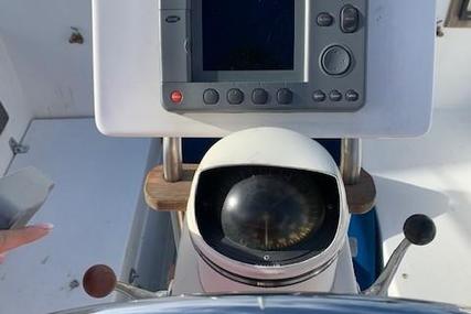 Cooper 353 Pilothouse