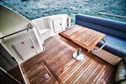 Riviera 3600 Sport Yacht