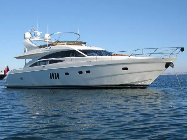 Elegance 67 Flybridge