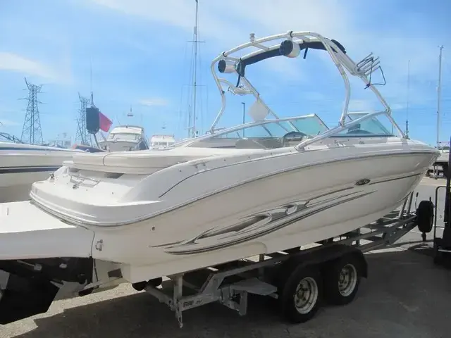 Sea Ray 240 Select