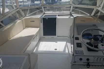 Contender 35 Side Console