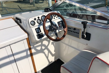 Sealine Senator 200