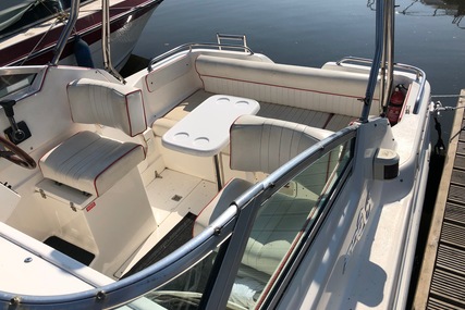 Sealine Senator 200