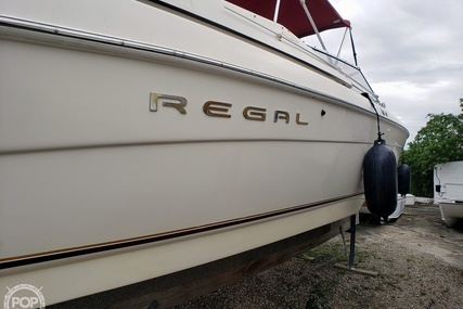 Regal 2850 LSC