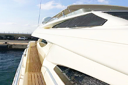 Ferretti Yachts Custom Line 94