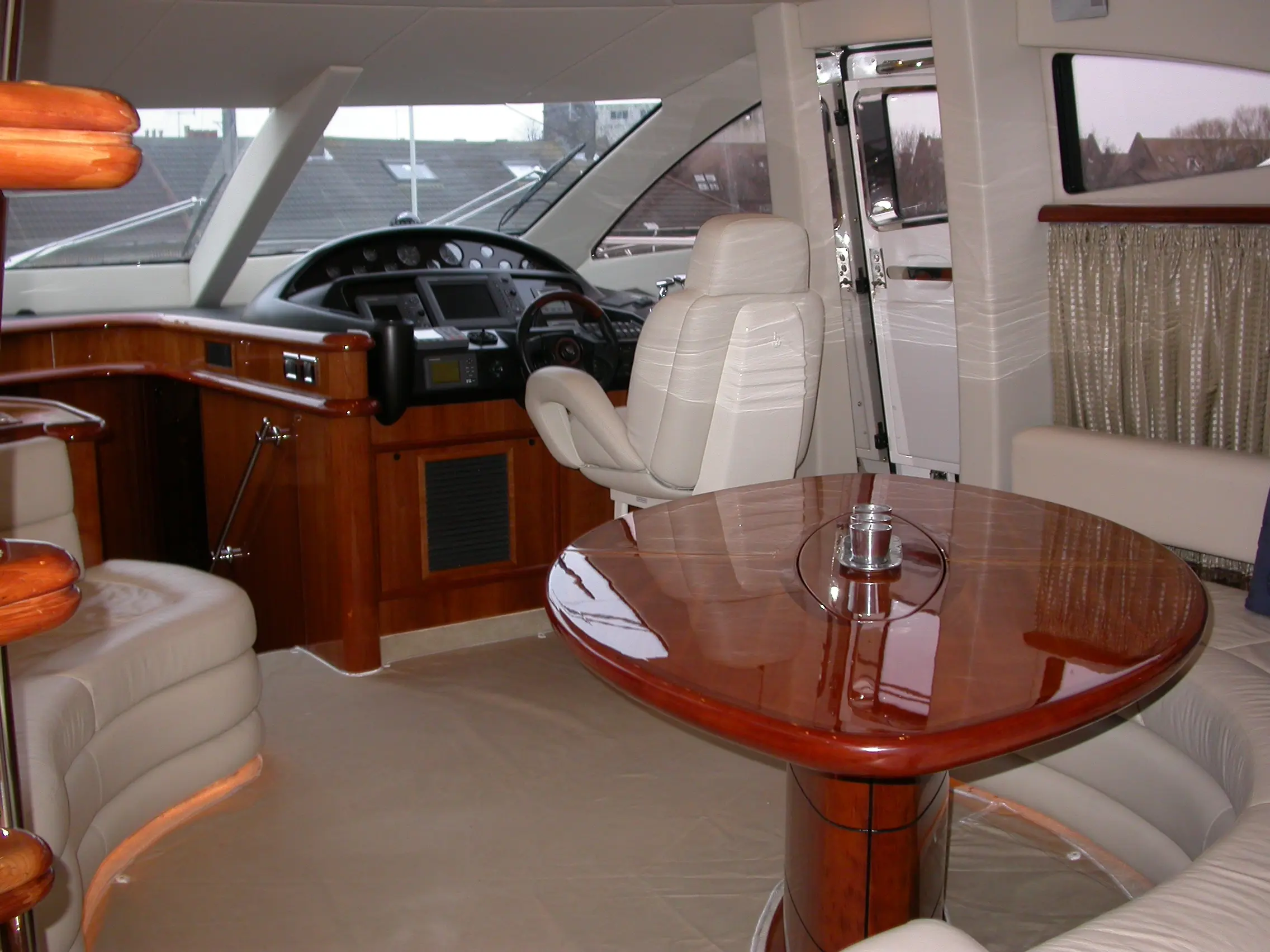 2001 Sunseeker manhattan 64