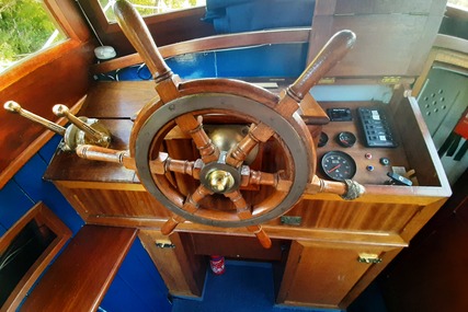 Bert Shutler's Boatyard Poole Dorset Carvel construction, vintage wooden boat