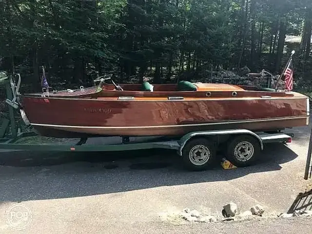 Chris-Craft Model 100