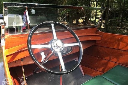 Chris Craft Model 100