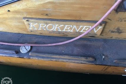 Custom Built Norwegian Snekke Bridge Deck Cruiser