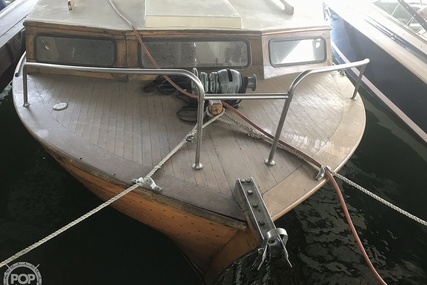 Custom Built Norwegian Snekke Bridge Deck Cruiser