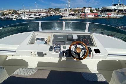 Princess Flybridge 65