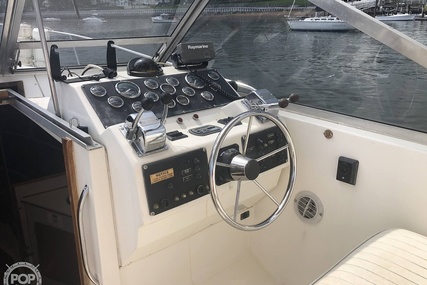 Luhrs 35 Alura