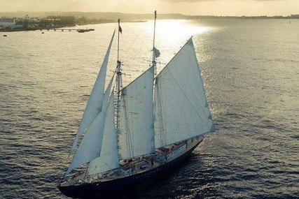 Custom Boats Grand Banks Schooner