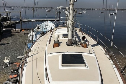 Cape Dory 36 Cutter