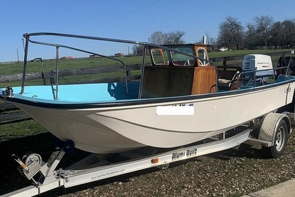 Boston Whaler Nauset 17