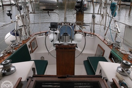 Bayfield Yachts 36 Cutter