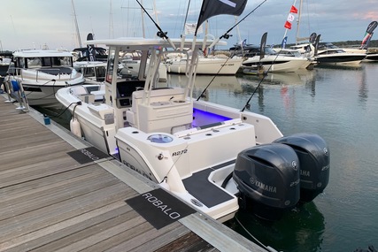 Robalo Centre console R272