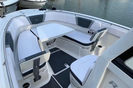 Robalo Centre console R272