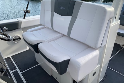 Robalo Centre console R272