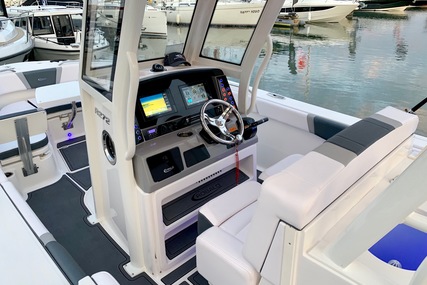 Robalo Centre console R272