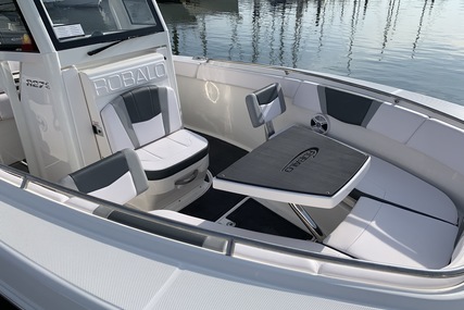 Robalo Centre console R272