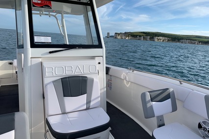 Robalo Centre console R272