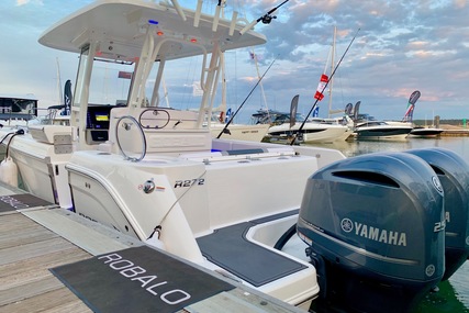 Robalo Centre console R272