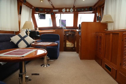 Trader 575 Signature Sunliner