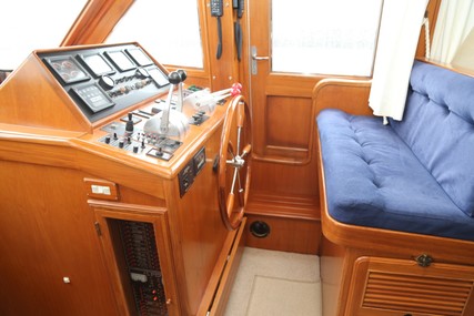 Trader 575 Signature Sunliner