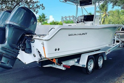 Sea Hunt Triton 260