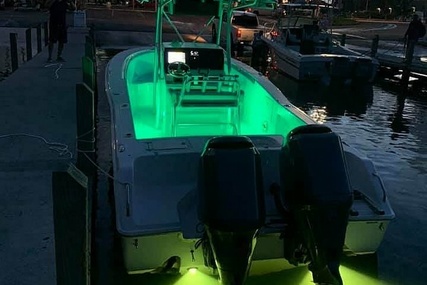 Sea Hunt Triton 260