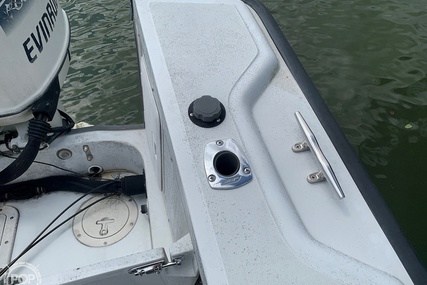 Boston Whaler 24 Outrage