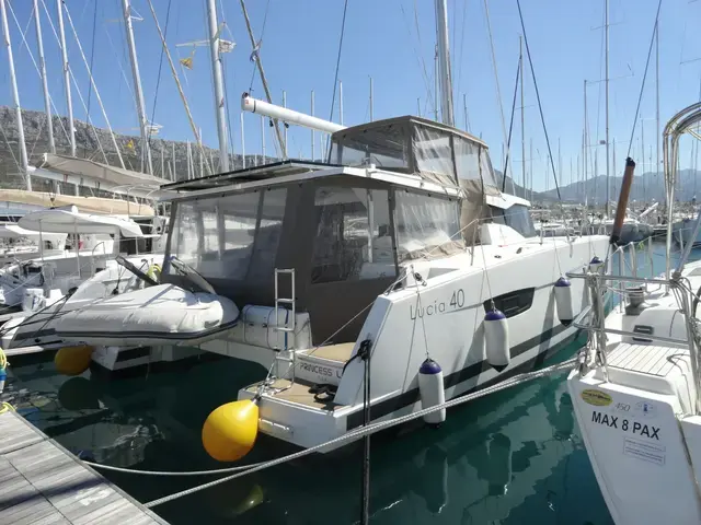 Fountaine Pajot LUCIA 40 MAESTRO 2