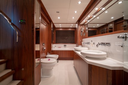 Sunseeker 40 M Yacht