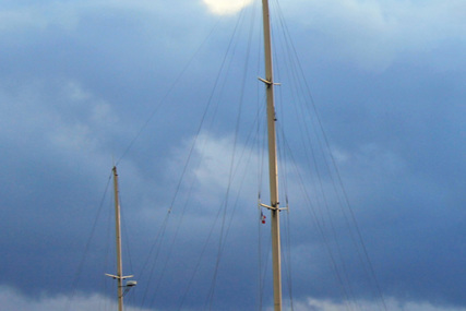 Vic Franck Cruising Sailboat