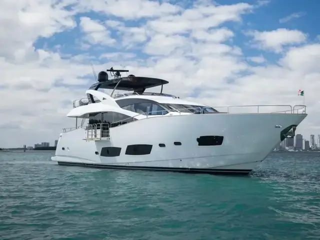 Sunseeker 28M Yacht