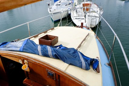 32ft HILLYARD Nine Tonner BERMUDIAN SLOOP