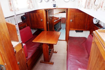 32ft HILLYARD Nine Tonner BERMUDIAN SLOOP