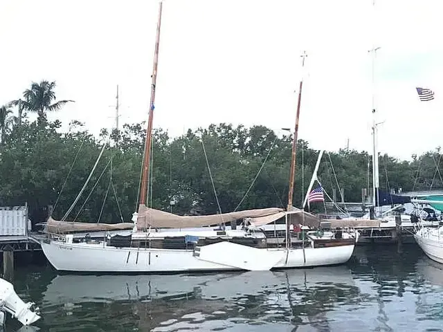 Herreshoff 47 Golden Ball