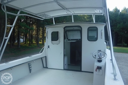 C Hawk 25 Sport Cabin