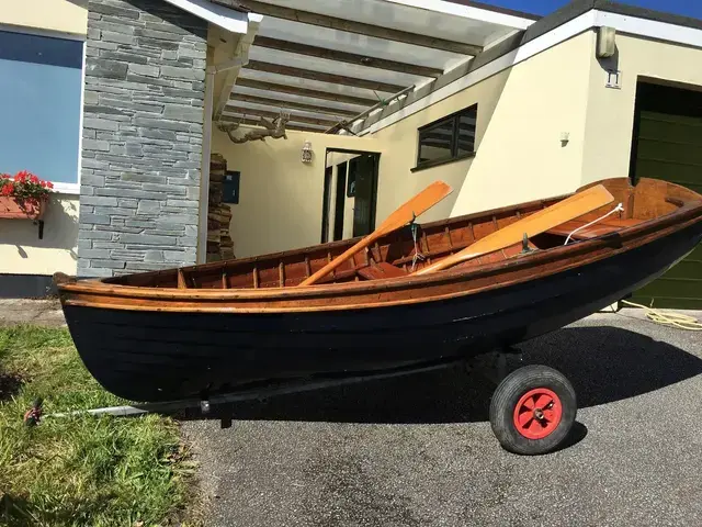 Custom Boats Iain Oughtred Auk dinghy