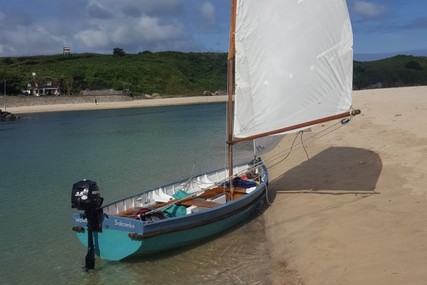 Custom Boats Bantham Class Sailing Dinghy