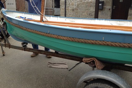 Custom Boats Bantham Class Sailing Dinghy