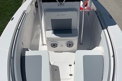 Sea Hunt Triton 260